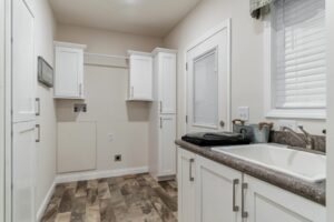 Aurora_Signature_2LM2202-R_AU230A_Laundry_22021
