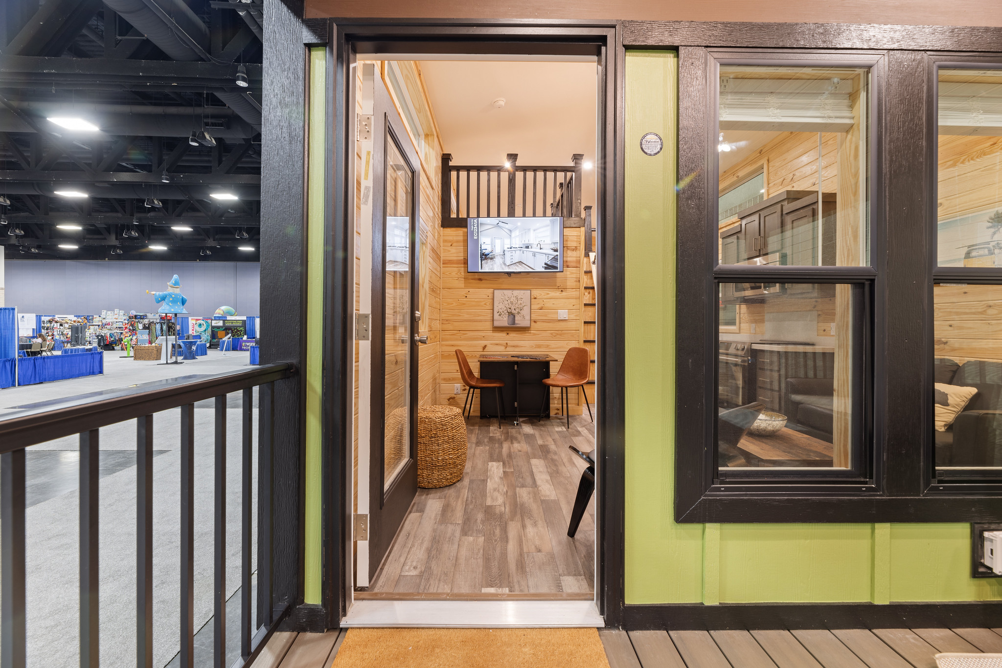 Chariot Eagle Tiny Home actual photo 4