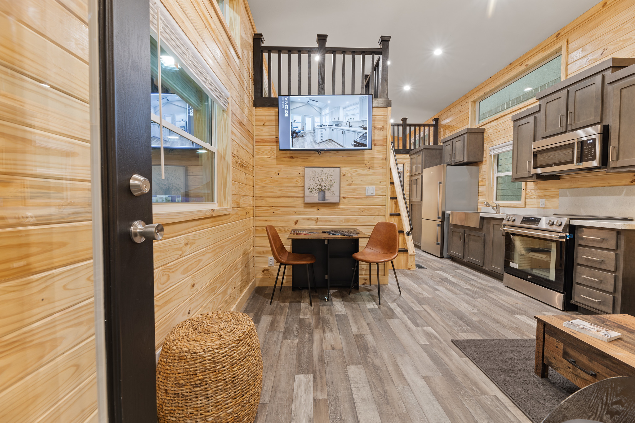 Chariot Eagle Tiny Home actual photo 5