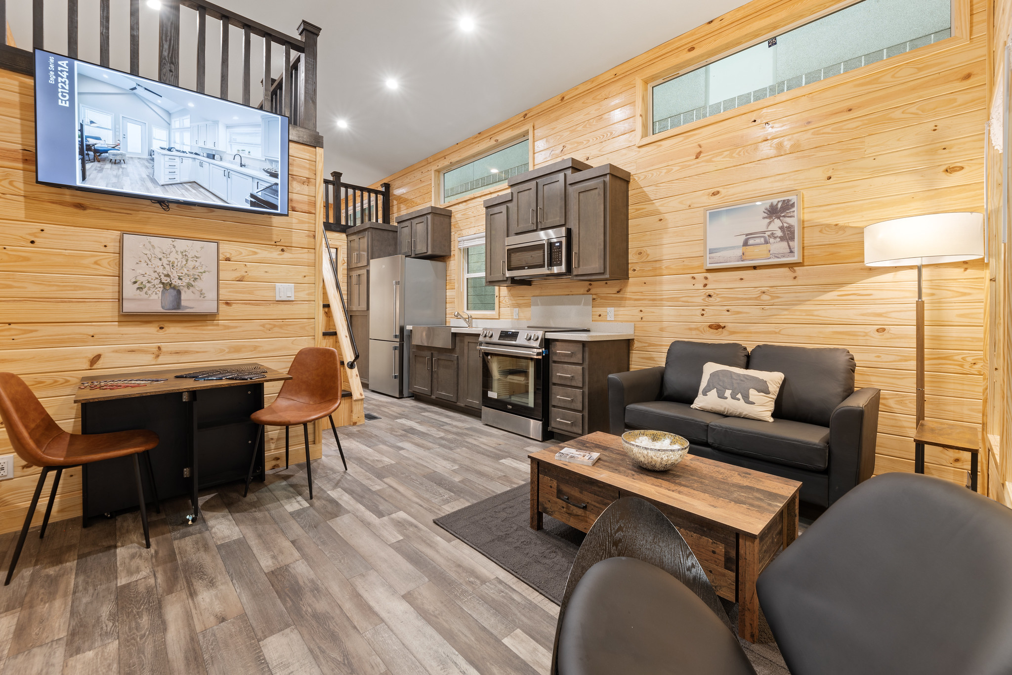 Chariot Eagle Tiny Home actual photo 6