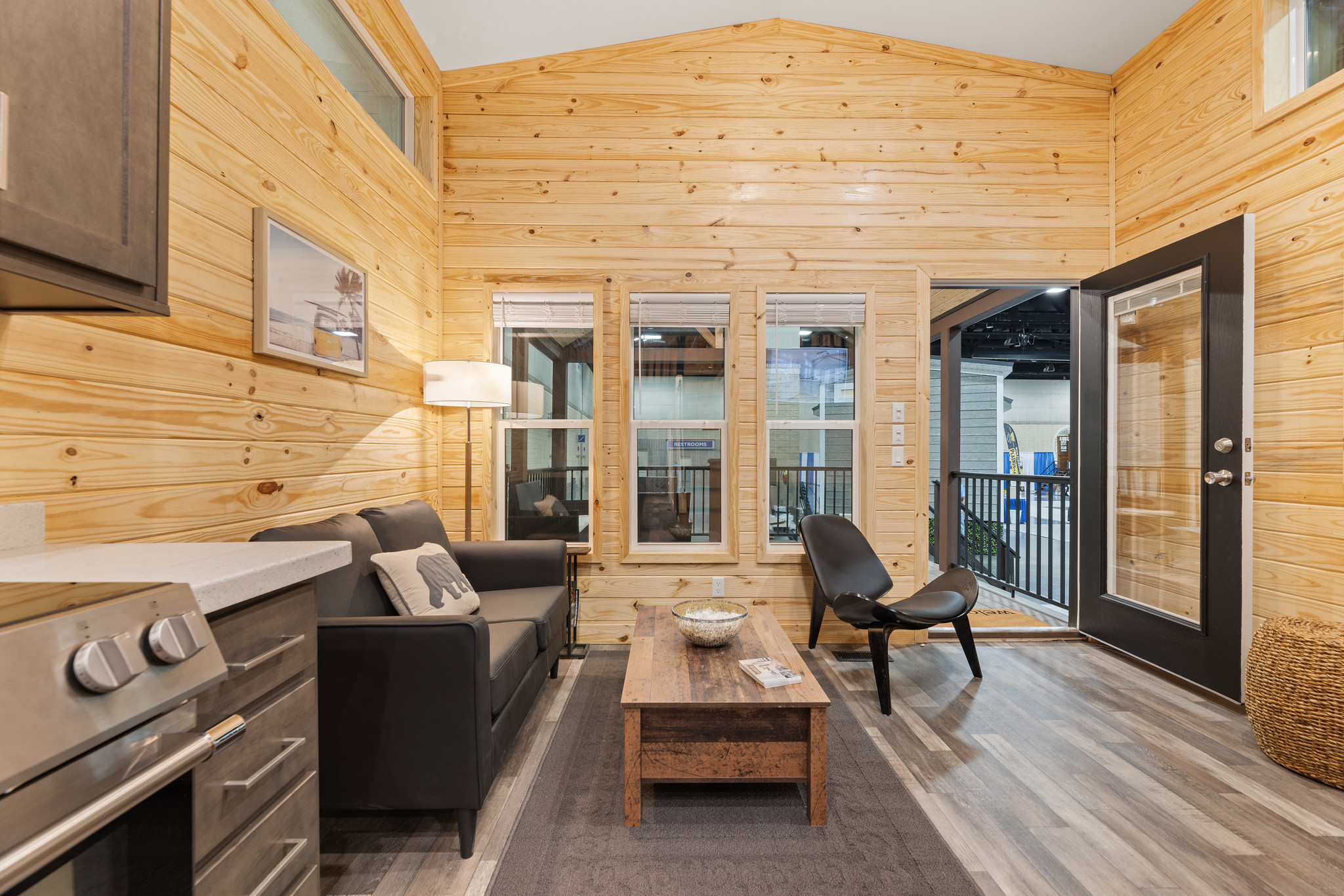 Chariot Eagle Tiny Home actual photo 10