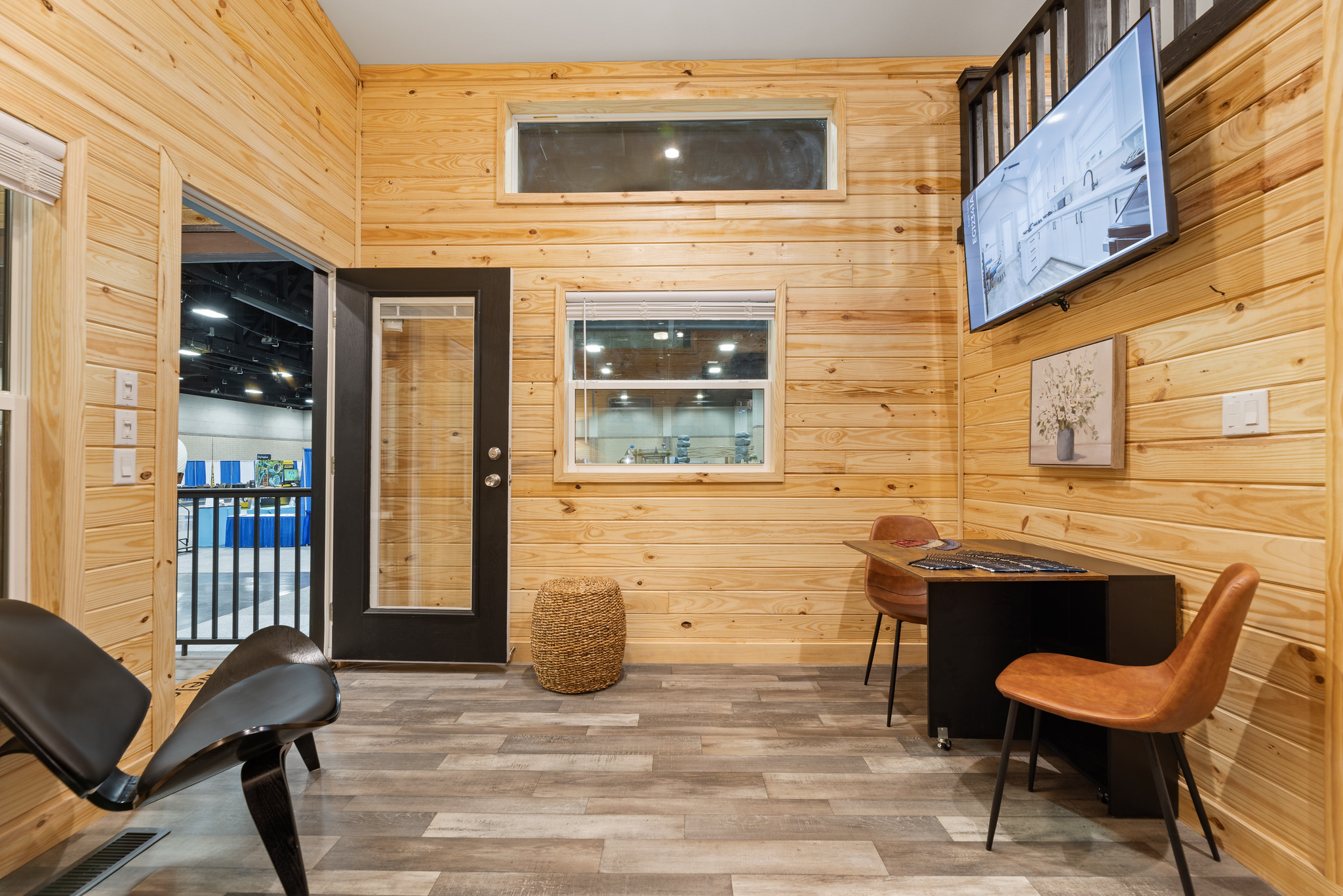 Chariot Eagle Tiny Home actual photo 12