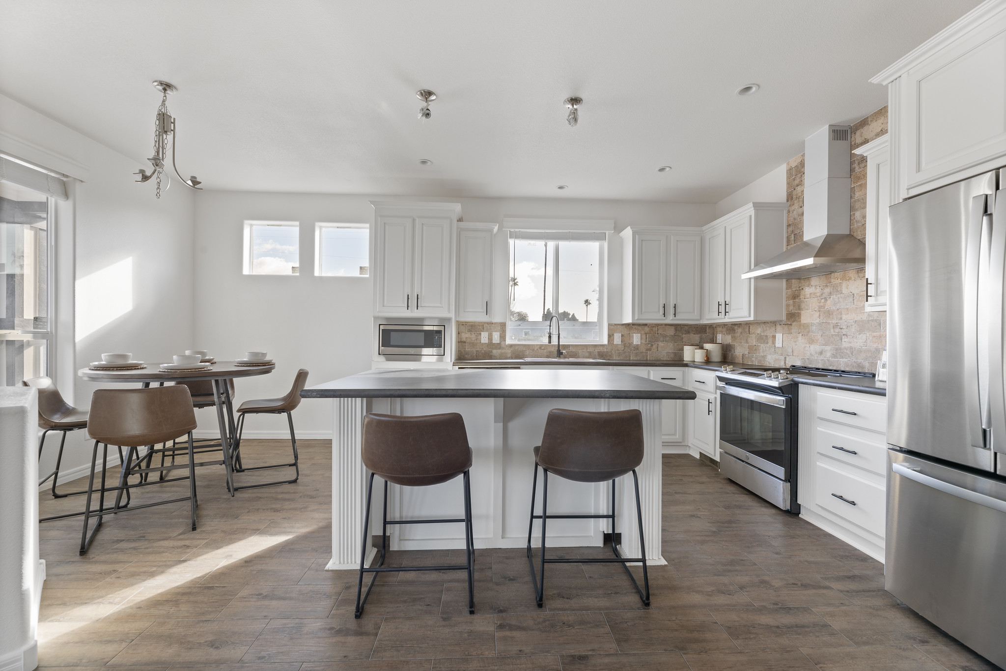 Pacifica – 28573A actual photo 10