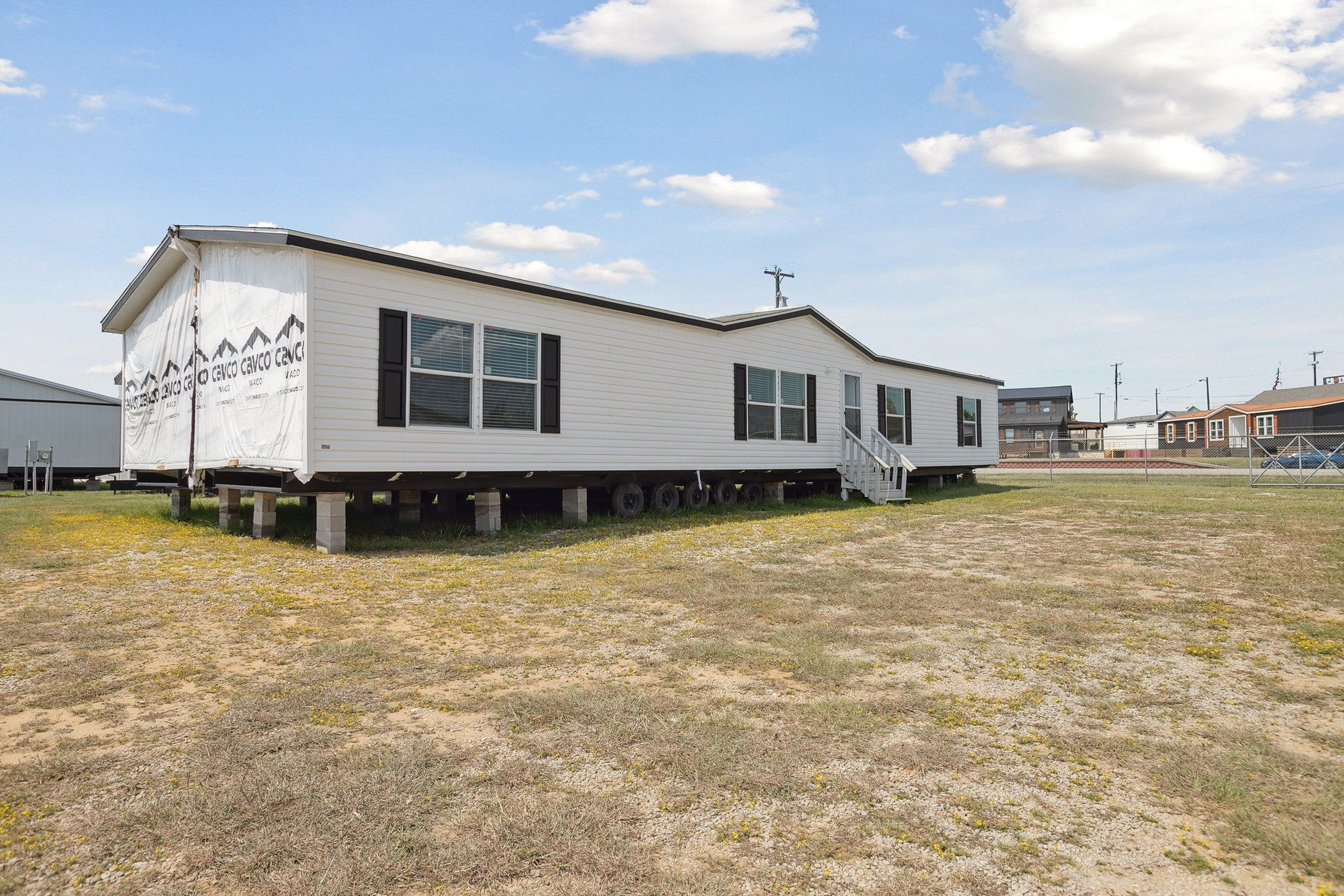 ValuHomes Limited 28724P actual photo 2
