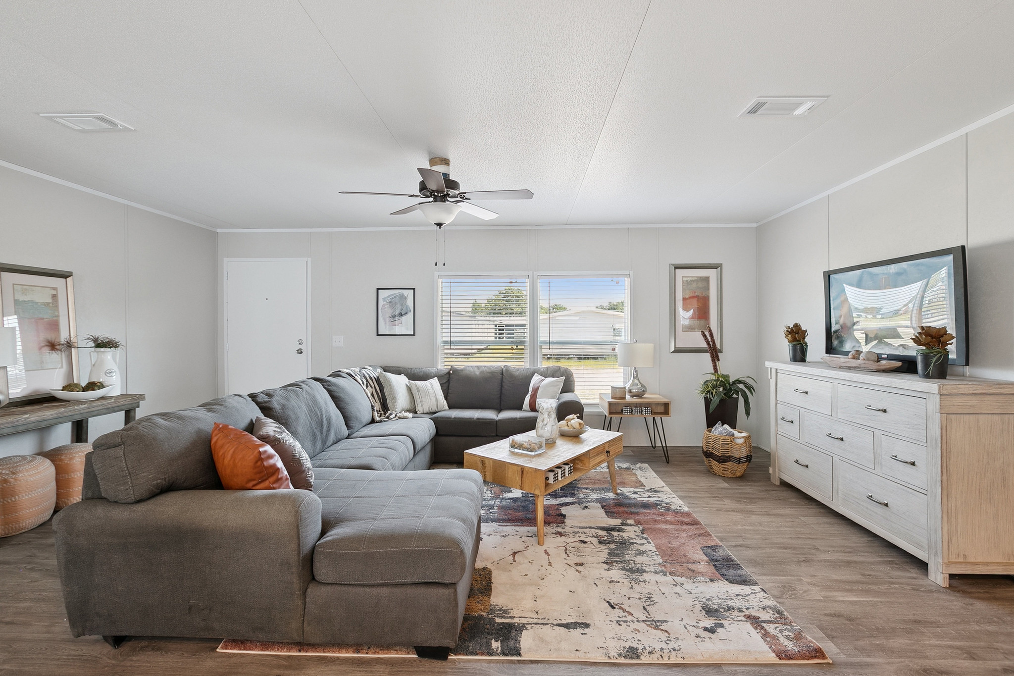 ValuHomes Limited 28724P actual photo 9
