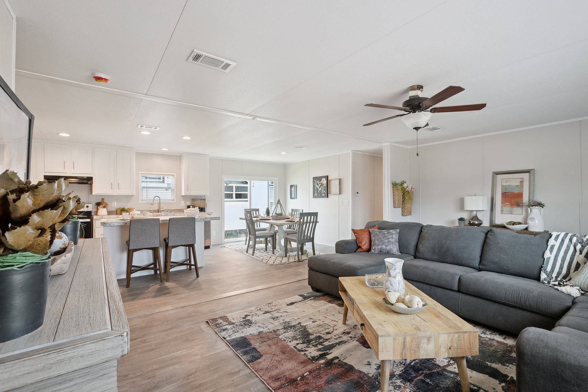 ValuHomes Limited 28724P actual photo 11