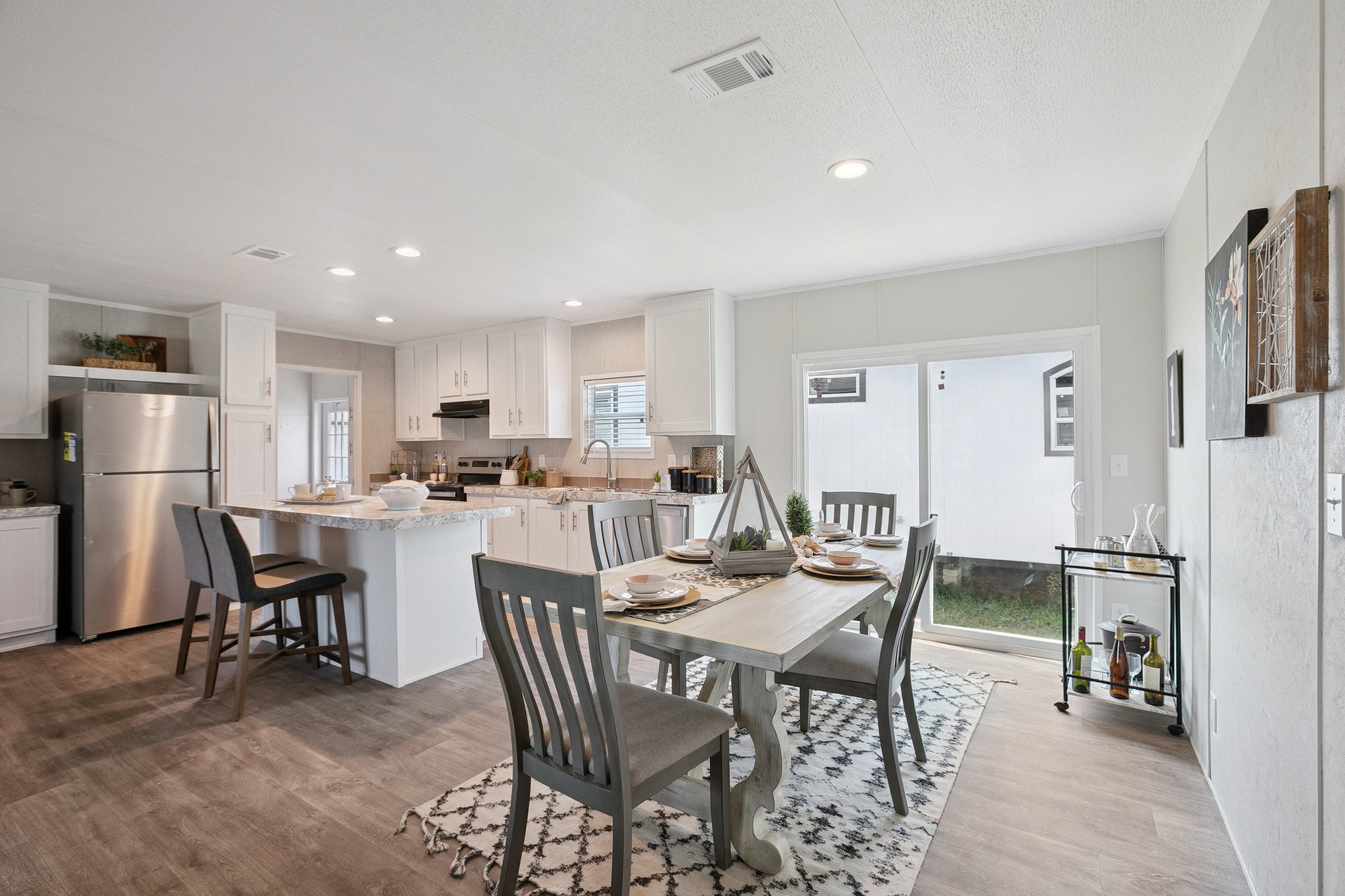 ValuHomes Limited 28724P actual photo 12