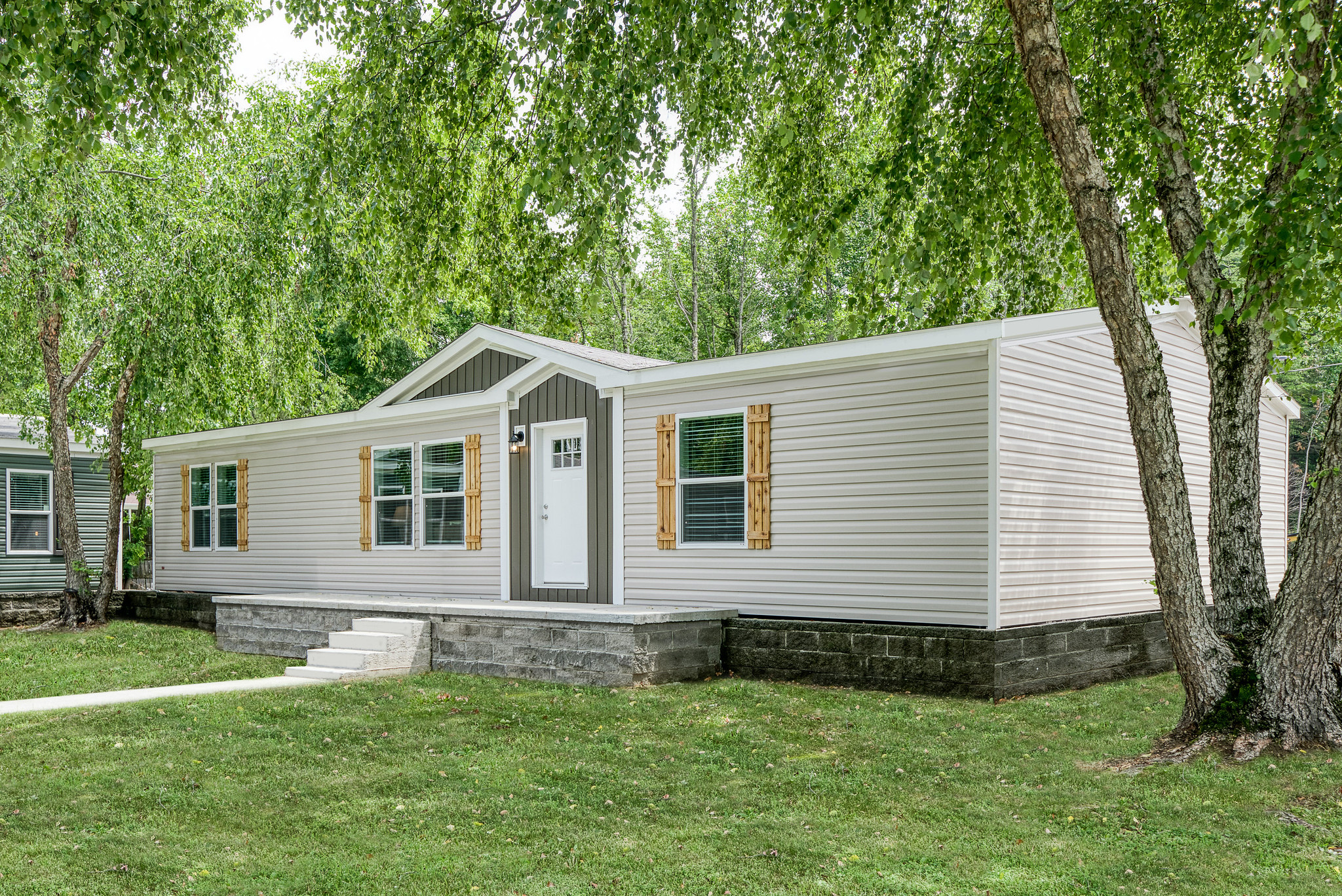 Warrior 32563F Exterior