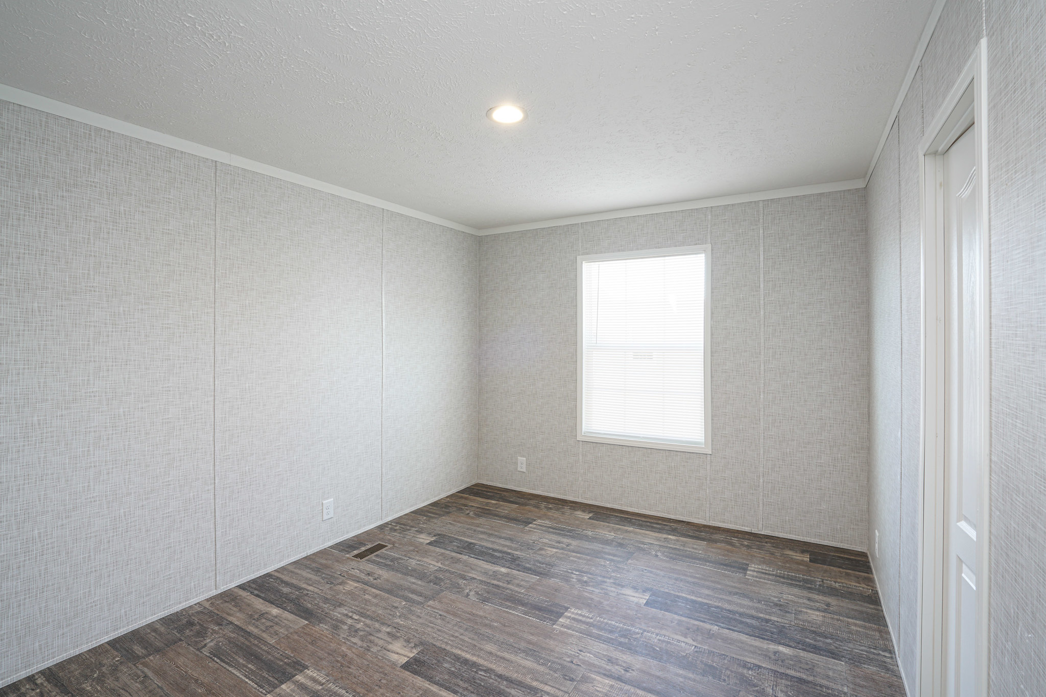 Willowdale actual photo 8